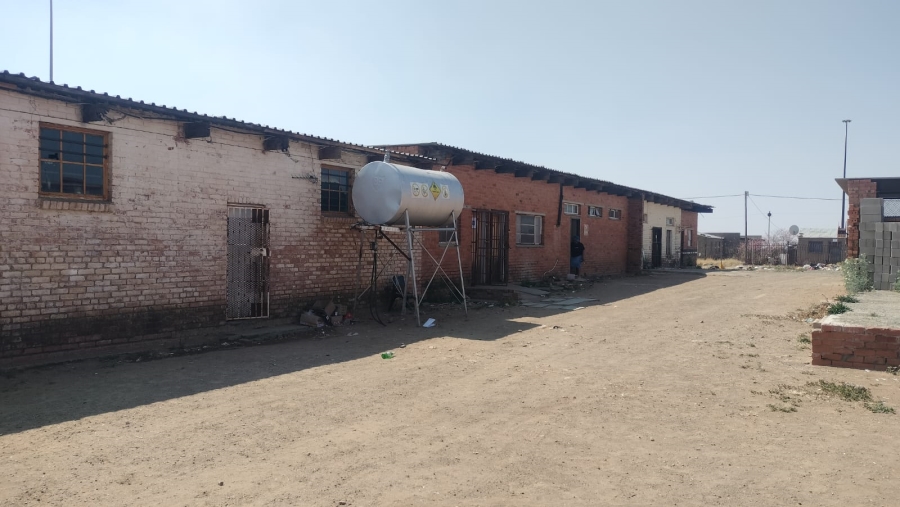 Commercial Property for Sale in Bochabella Free State